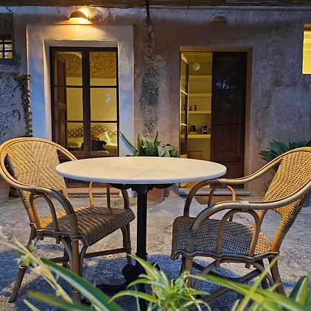 Oliver Moragues Grandhouse & Vineyard Algaida (Mallorca)