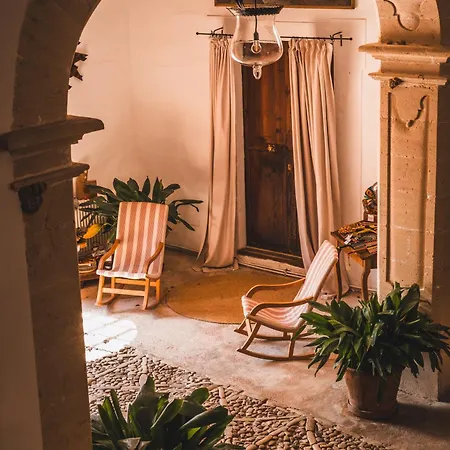 Gospodarstwo wiejskie Oliver Moragues Grandhouse & Vineyard