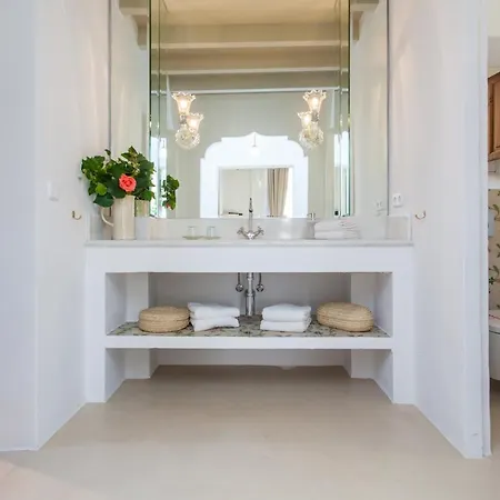 Oliver Moragues Grandhouse & Vineyard Country house