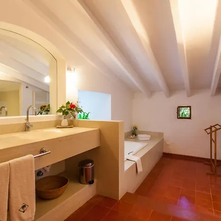 Oliver Moragues Grandhouse & Vineyard Gospodarstwo wiejskie
