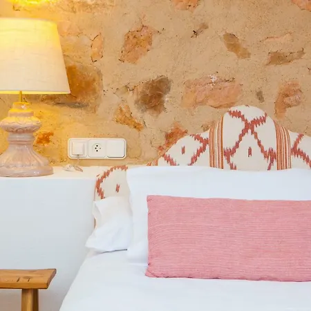 Oliver Moragues Grandhouse & Vineyard Gospodarstwo wiejskie *